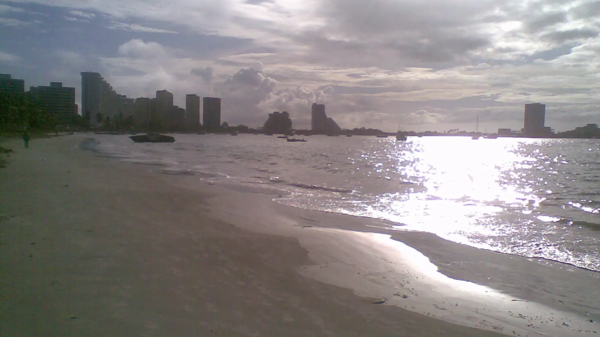 Playa caribe en porlamar isla de margarita
